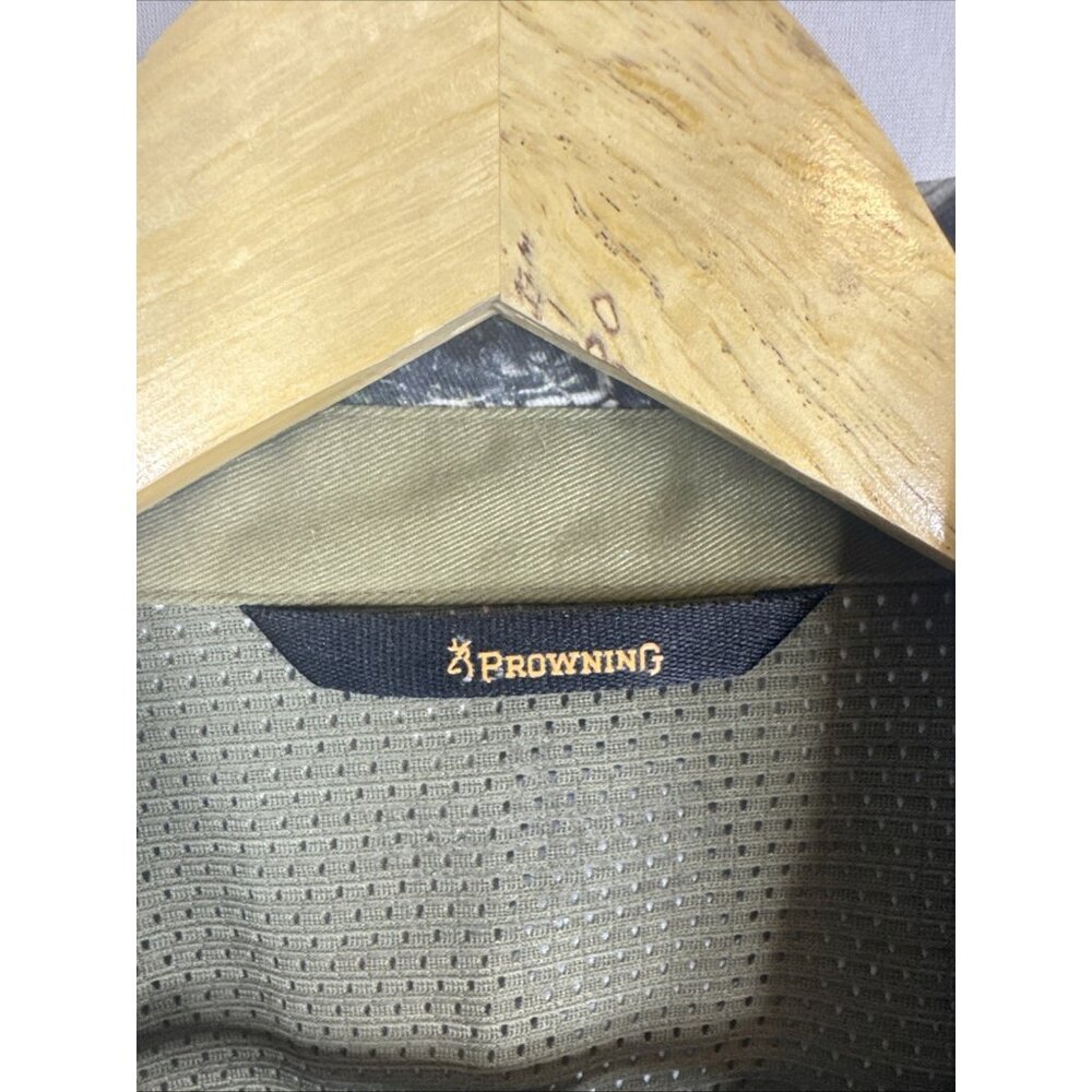 Browning RealTree Camo Hunting Button Shirt M Mesh Lined Embroidered Buck Logo - Picture 3 of 7